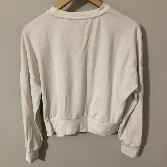 Walter Baker Shirt Women’s Medium White Crewneck Long Sleeve Cropped Top - Picture 7 of 7